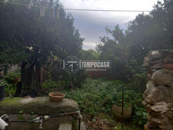 Foto Casa indipendente in vendita a Rometta