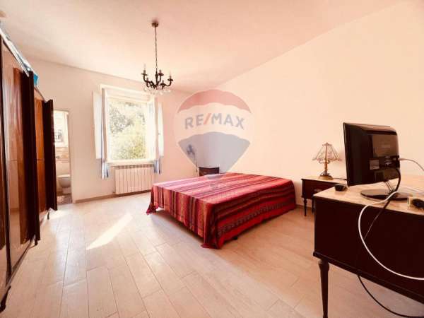 Foto Casa indipendente in vendita a Rosignano Marittimo