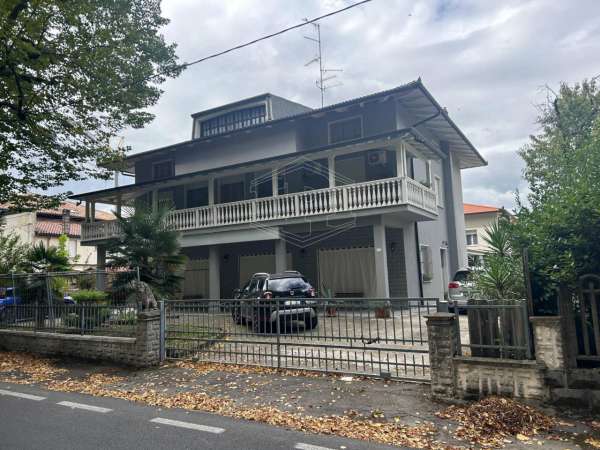 Foto Casa indipendente in vendita a San Giovanni In Persiceto