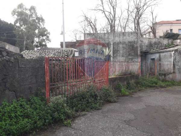 Foto Casa Indipendente in vendita a San Gregorio di Catania