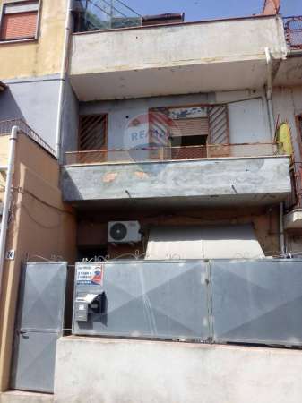 Foto Casa indipendente in vendita a San Gregorio Di Catania