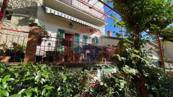 Foto Casa indipendente in vendita a San Marcello Piteglio