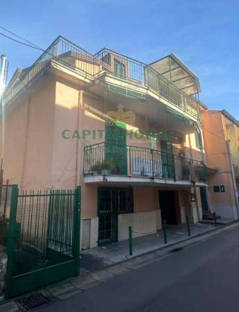 Foto Casa indipendente in vendita a San Nicola La Strada