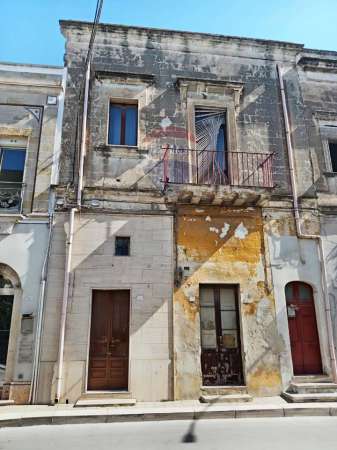 Foto Casa indipendente in vendita a San Pancrazio Salentino