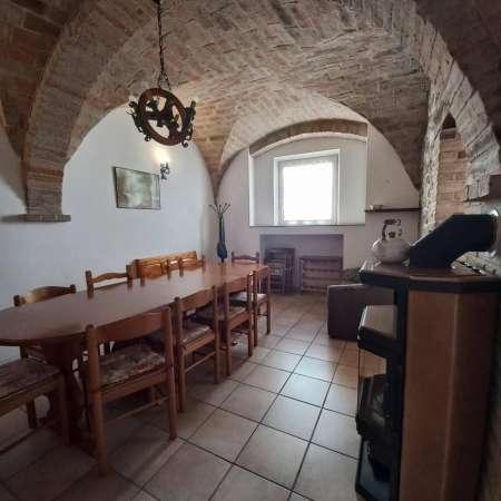 Foto Casa indipendente in vendita a Santa Vittoria In Matenano
