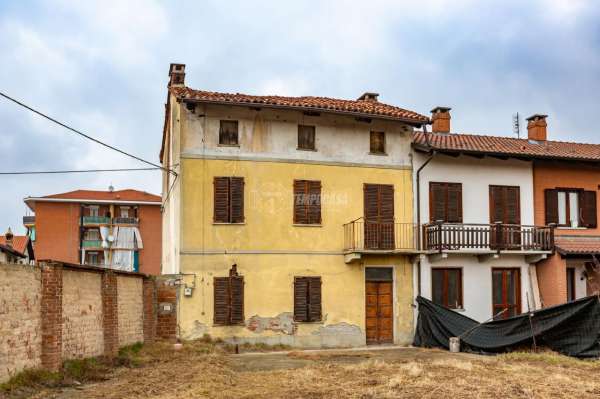 Foto Casa indipendente in vendita a Santena