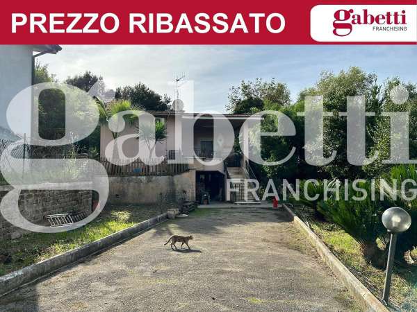 Foto Casa indipendente in vendita a Sermoneta