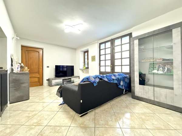 Foto Casa indipendente in vendita a Strambino