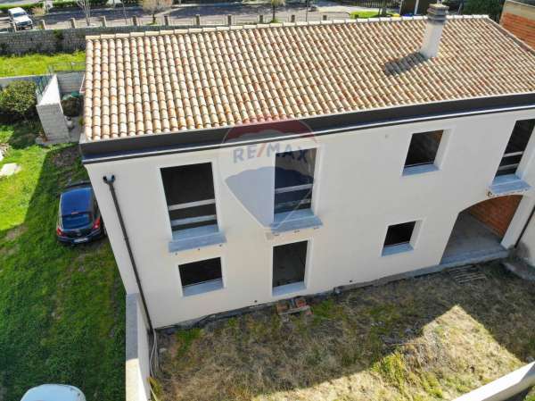 Foto Casa indipendente in vendita a Teulada