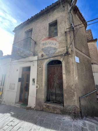 Foto Casa indipendente in vendita a Tricarico