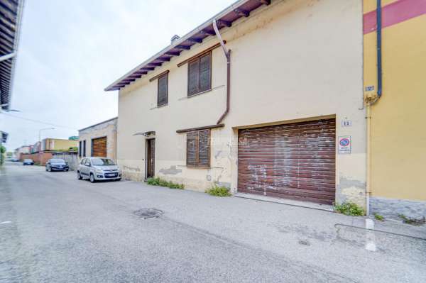 Foto Casa indipendente in vendita a Turbigo