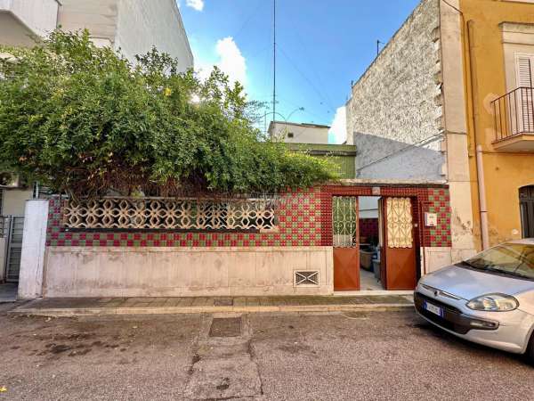 Foto Casa indipendente in vendita a Valenzano