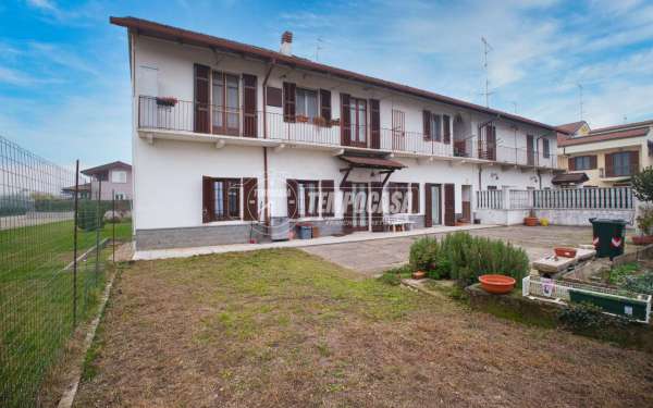 Foto Casa indipendente in vendita a Vercelli