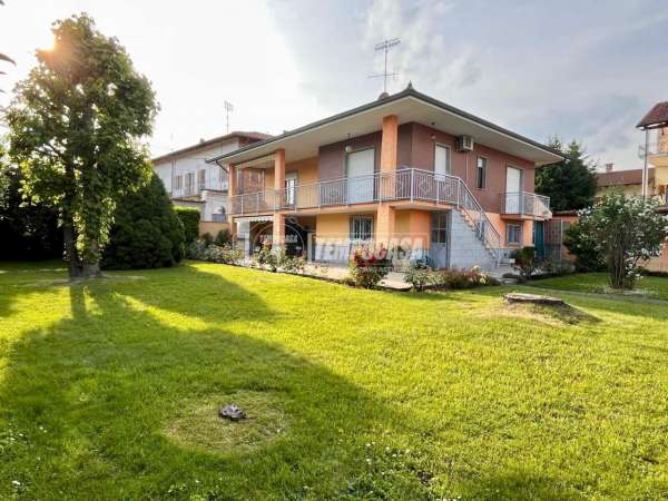 Foto Casa indipendente in vendita a Verolengo