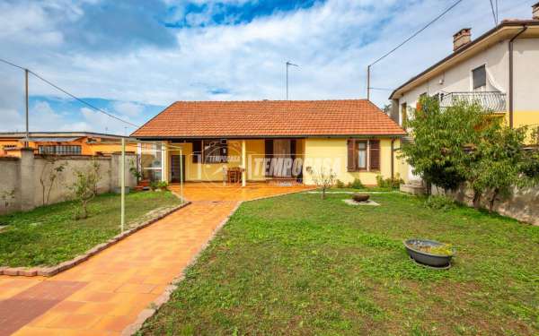 Foto Casa indipendente in vendita a Villastellone