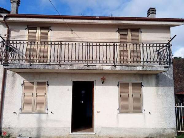 Foto Casa Indipendente in Vendita in la costa di Scogna 5 a Sesta Godano