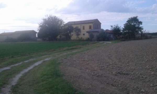Foto CASA INDIPENDENTE Ravenna loc. SAN PANCRAZIO (a pochi km dal mare)