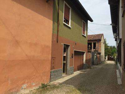 Foto Casa semi indipendente in Vendita, 4 Locali, 3 Camere, 150 mq (G