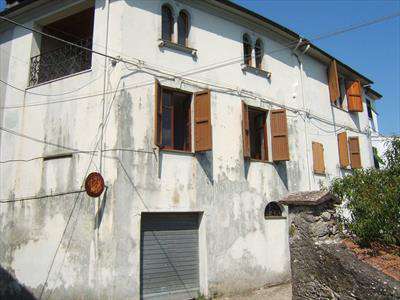 Foto Casa semi indipendente in Vendita, 6 Locali, 3 Camere, 110 mq (A