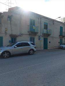 Foto Casa semi indipendente in Vendita, pi� di 6 Locali, 5 Camere, 17