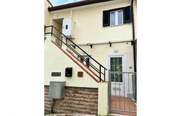 Foto Casa semindipendente in vendita a Mirteto - Massa 55 mq  Rif: 1093162