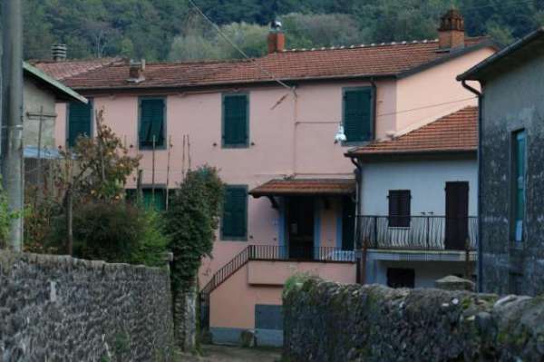 Foto Casa semindipendente in vendita a Posara - Fivizzano 180 mq  Rif: 849061