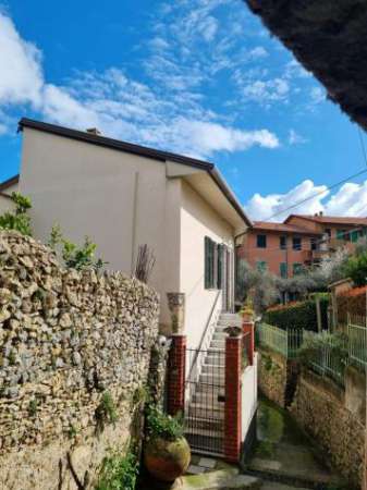 Foto Casa semindipendente in vendita a Pugliola - Lerici 90 mq  Rif: 1322420