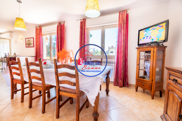 Foto Casa semindipendente in vendita a Viareggio 221 mq  Rif: 1322071
