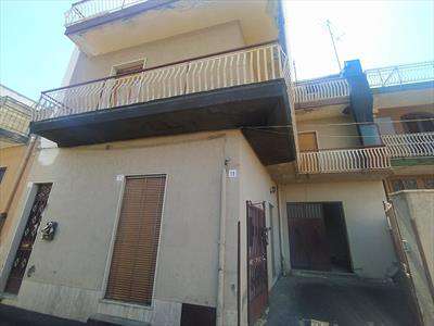 Foto Casa singola in Vendita, 4 Locali, 4 Camere, 120 mq (ACIREALE)