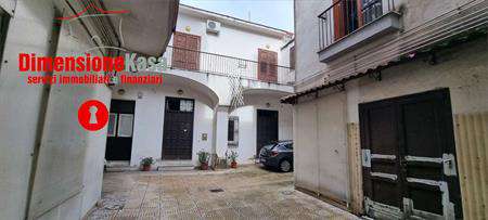 Foto Casa singola in Vendita, 5 Locali, 165 mq, Cimitile