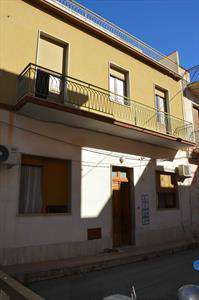 Foto Casa singola in Vendita, 5 Locali, 2 Camere, 155 mq (AVOLA)