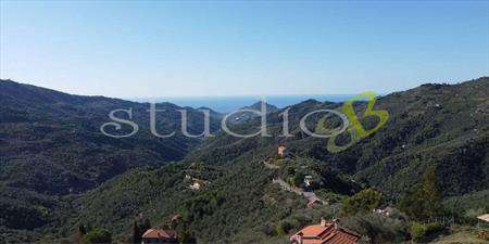 Foto Casa singola in Vendita, pi� di 6 Locali, 180 mq, Perinaldo