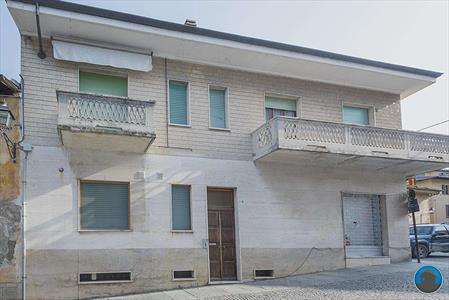 Foto Casa singola in Vendita, pi� di 6 Locali, 250 mq, Luserna San Gi