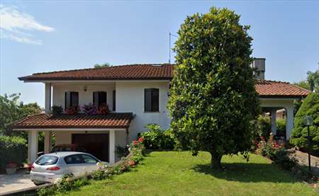 Foto Casa singola in Vendita, pi� di 6 Locali, 299 mq, Santa Maria di