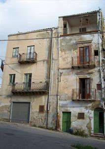 Foto Casa singola in Vendita, pi� di 6 Locali, pi� di 6 Camere, 200 m