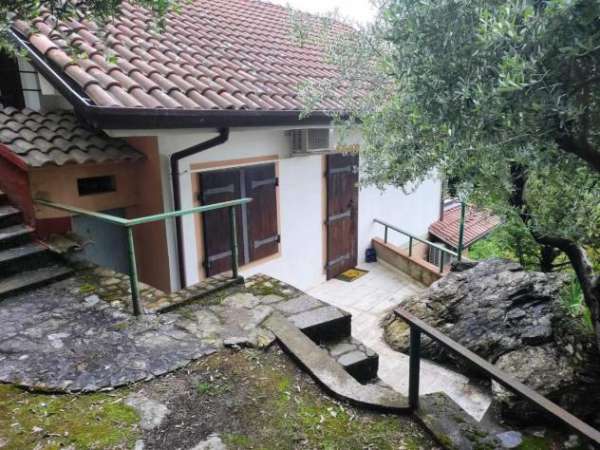 Foto Casa singola in vendita a Antona - Massa 100 mq  Rif: 1273371