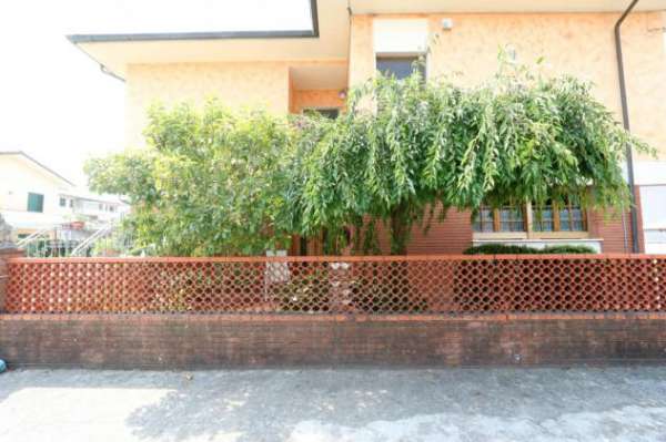 Foto Casa singola in vendita a Cascine - Buti 280 mq  Rif: 984651