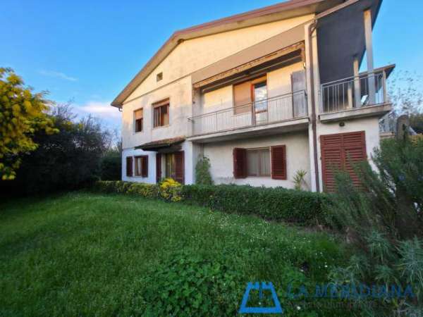 Foto Casa singola in vendita a Cerreto Guidi 260 mq  Rif: 1312040