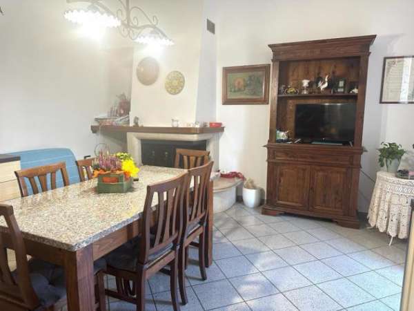 Foto Casa singola in vendita a Empoli 280 mq  Rif: 1273048