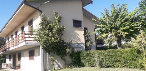 Foto Casa singola in vendita a Forte dei Marmi 179 mq  Rif: 993757