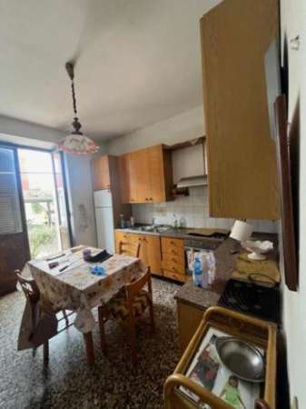 Foto Casa singola in vendita a Sarzana 150 mq  Rif: 1256789