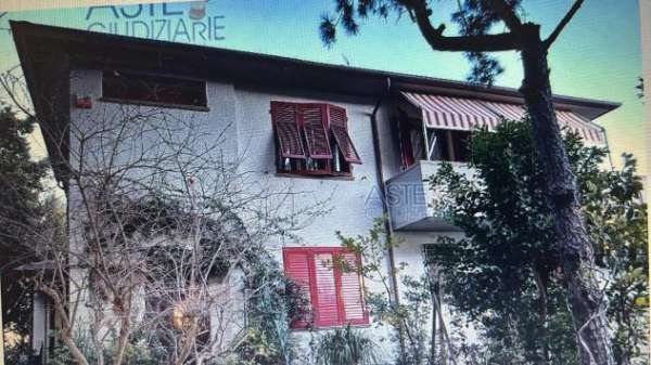 Foto Casa singola in vendita a Vada - Rosignano Marittimo 270 mq  Rif: 1326203