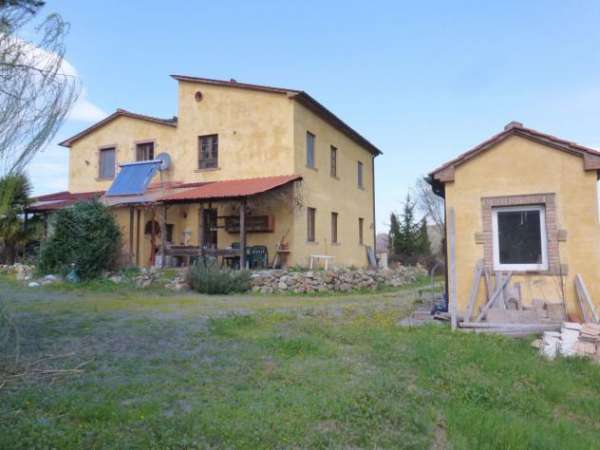 Foto Casale in vendita a Bibbona