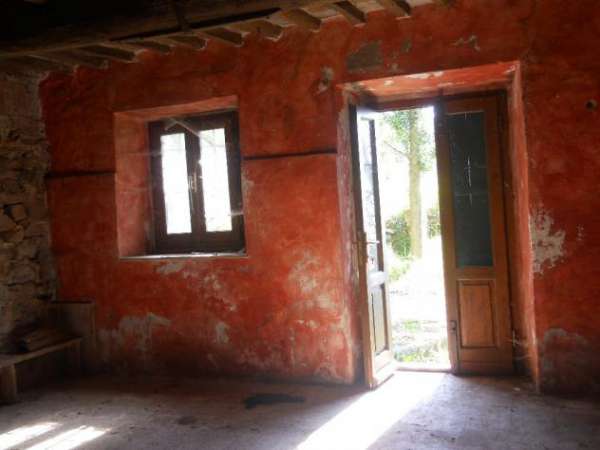 Foto Casale in vendita a Calci 200 mq  Rif: 537759