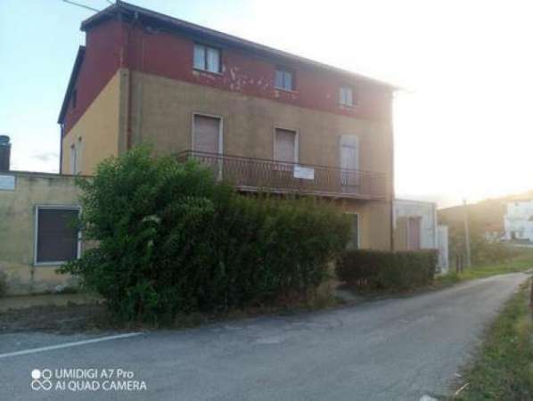 Foto Casale in vendita a Castel Frentano