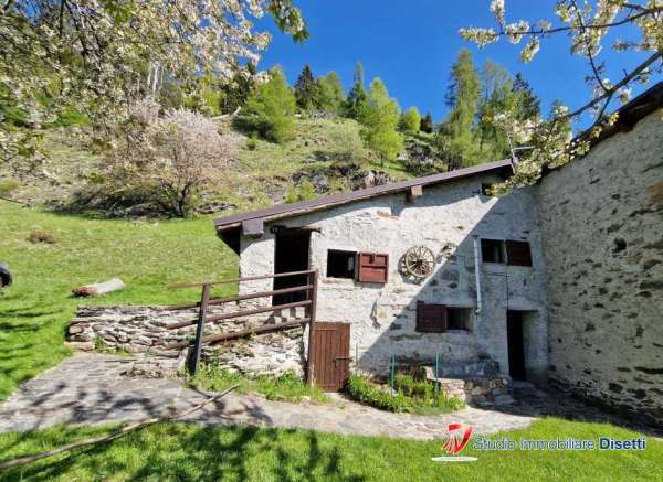 Foto Casale in Vendita a Edolo Localit� Cuel