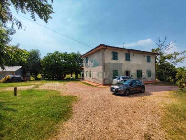 Foto Casale in vendita a Luciana - Fauglia 299 mq  Rif: 1058161
