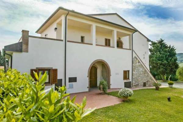 Foto Casale in vendita a Rosignano Marittimo