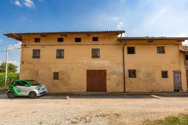 Foto Cascina in vendita a Savigliano