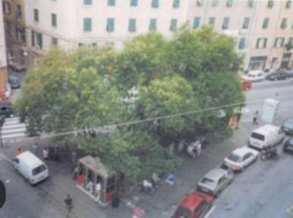 Foto cedesi  carrozzeria avviatissima a Sampierdarena